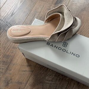 Bandolino Kaisley Women's Cream Textured Mules